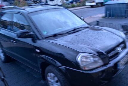 Hyundai TUCSON 141.000 km 3.700 € Bergkamen 59192