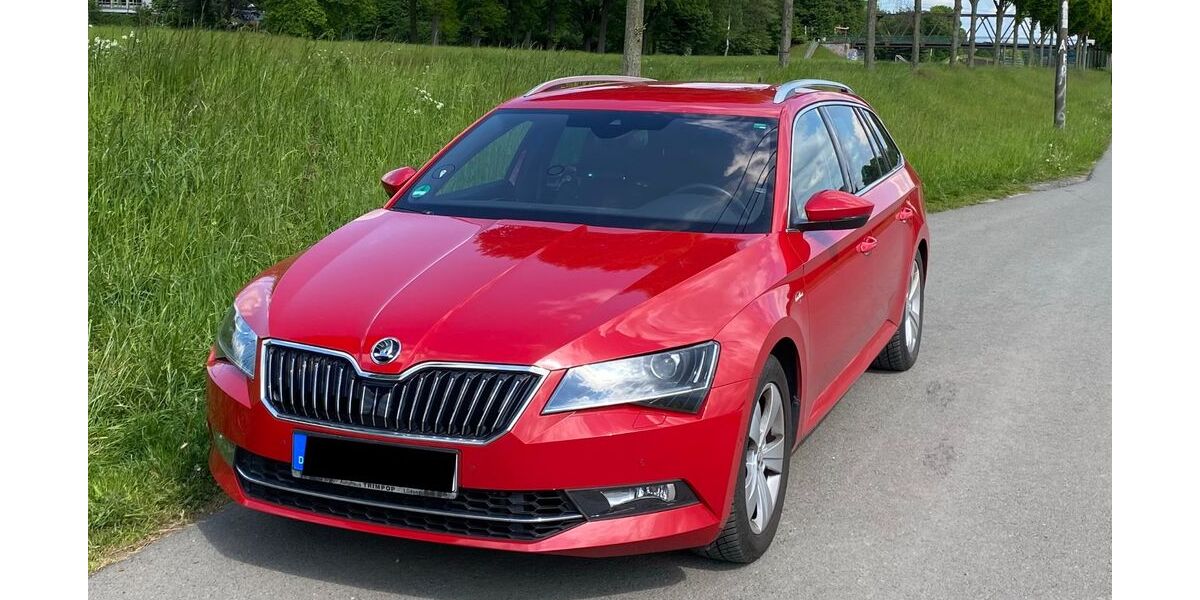 Skoda Superb 103.000 km 21.900 &euro; Castrop-Rauxel 44581