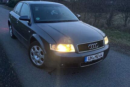 Audi A4 166.000 km 2.490 &euro; Selm 59379