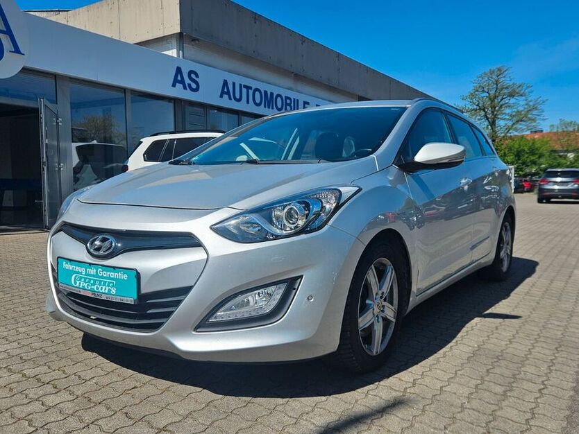 i30