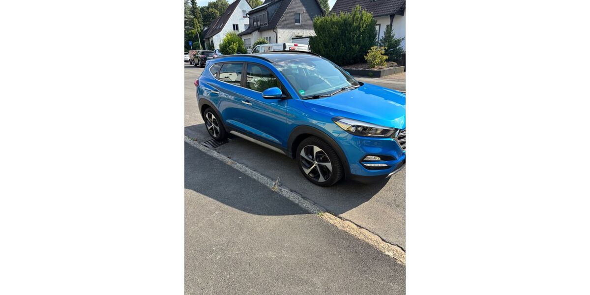 Hyundai TUCSON 65.724 km 15.700 &euro; Dortmund 44287