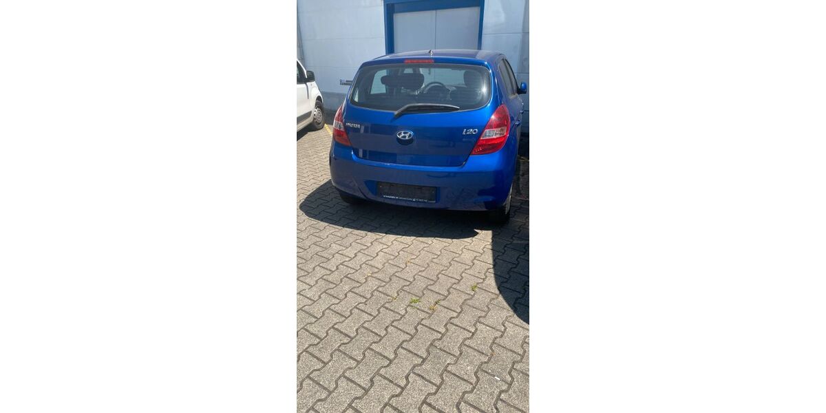 Hyundai i20 160.000 km 1.750 &euro; Oberhausen 46117