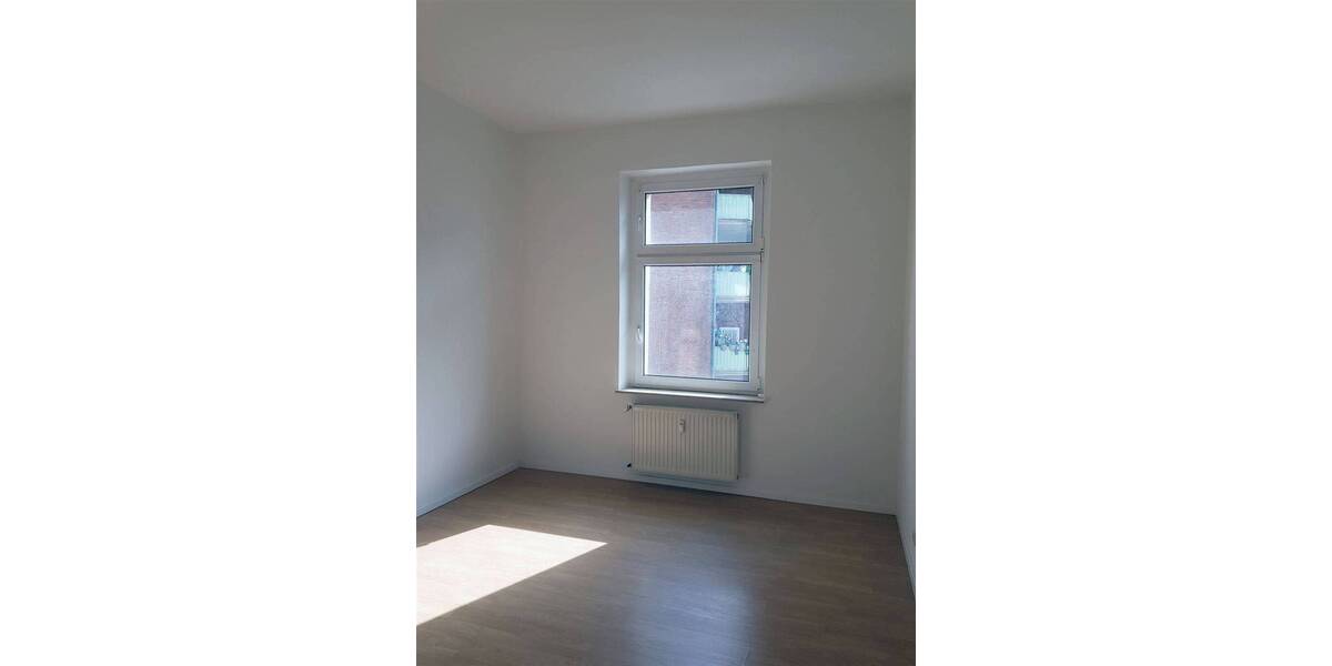 Etagenwohnung Gelsenkirchen Altstadt - 2 Zimmer, 67 m&sup2;, 390&euro; | Angebot:26826658