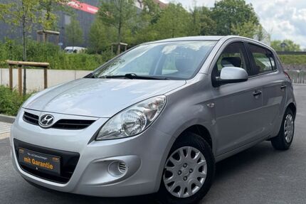 Hyundai i20 90.824 km 5.500 &euro; Essen 45145