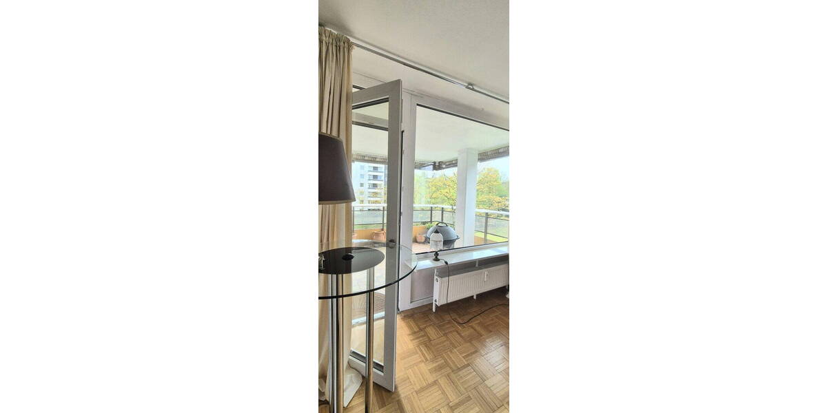 Etagenwohnung Essen Stadtwald - 2 Zimmer, 70 m&sup2;, 222.000&euro; | Angebot:26128173