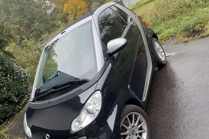 Smart forTwo 102.269 km 6.800 € Velbert 42549