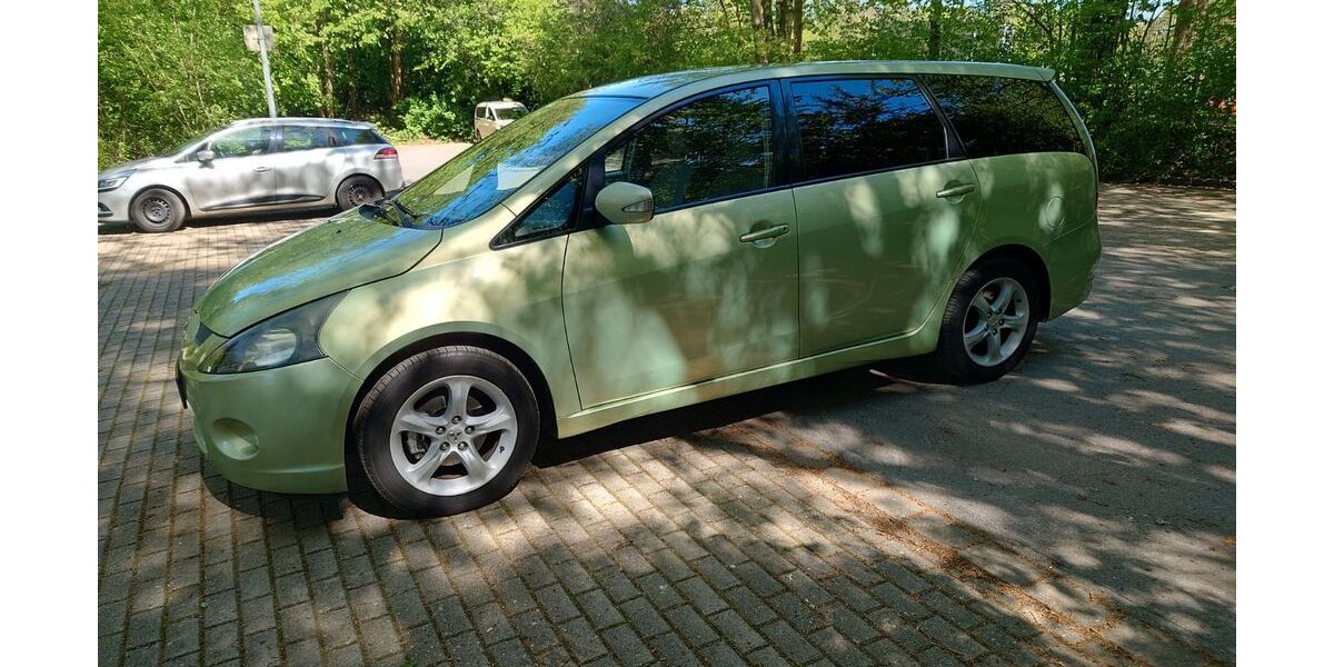 Mitsubishi Grandis 156.000 km 3.490 &euro; Essen 45277