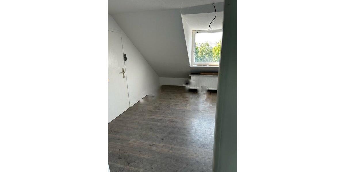 Dachgeschoßwohnung Dortmund Innenstadt Nord - 4 Zimmer, 75 m&sup2;, 150.000&euro; | Angebot:26827324