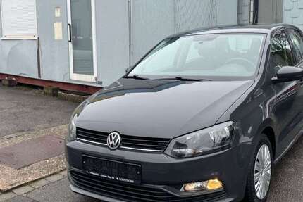 VW Polo 81.601 km 8.300 € Bochum 44791