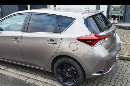 Toyota Auris 11.200 km 19.000 € Recklinghausen 45659