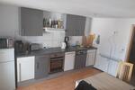 Schöne helle Dachgeschoßwohnung mit guter Anbindung