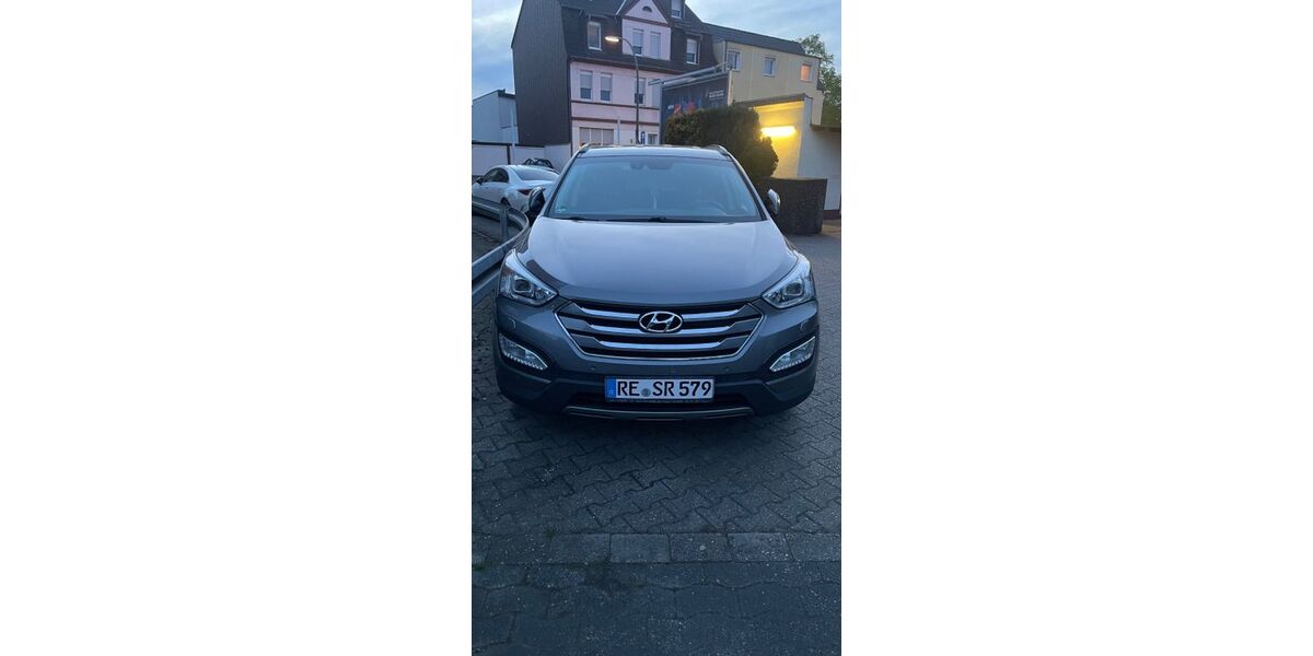 Hyundai SANTA FE 105.000 km 15.000 &euro; Recklinghausen 45665