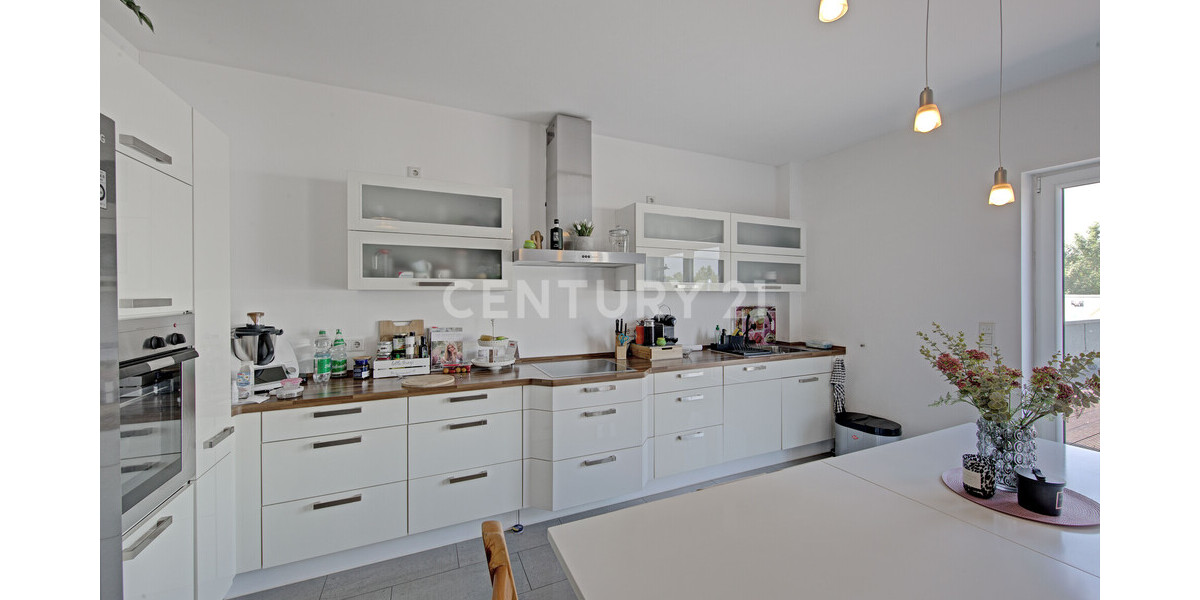 Arbeiten und exklusives Wohnen an einem Ort! 4 zimmer