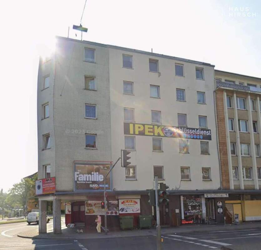 Mehrfamilienhaus mit Gewerbeeinheiten, zentral in Hagen 3 zimmer