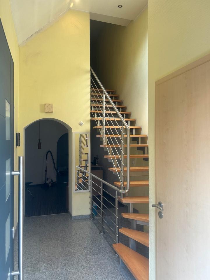 Haus mieten mit Gar4 Personen bevorzugt!!!&&.. zimmer