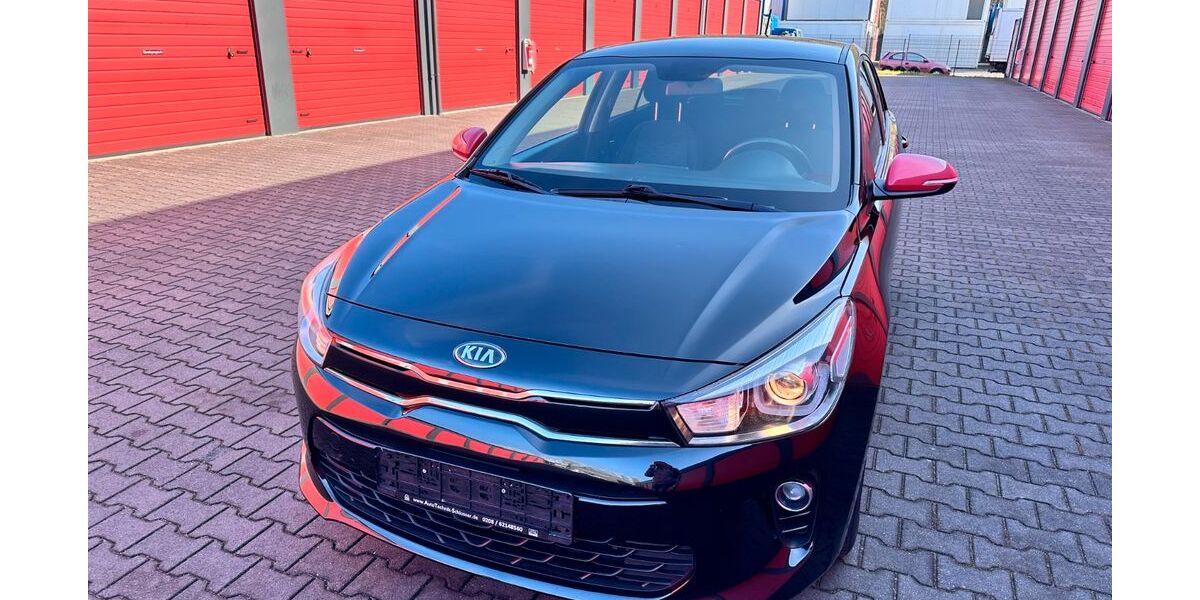Kia Rio 80.339 km 9.699 &euro; Oberhausen 46145
