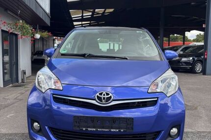 Toyota Verso-S 68.000 km 5.990 &euro; Essen 45356