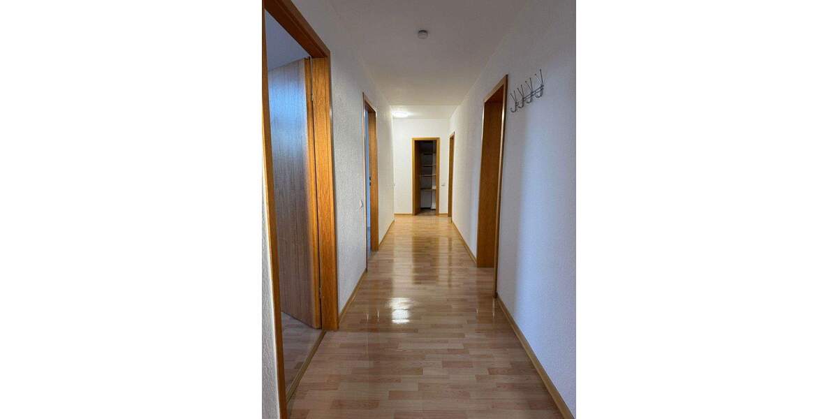 Etagenwohnung Gelsenkirchen Neustadt - 4 Zimmer, 103 m&sup2;, 732&euro; | Angebot:25339795