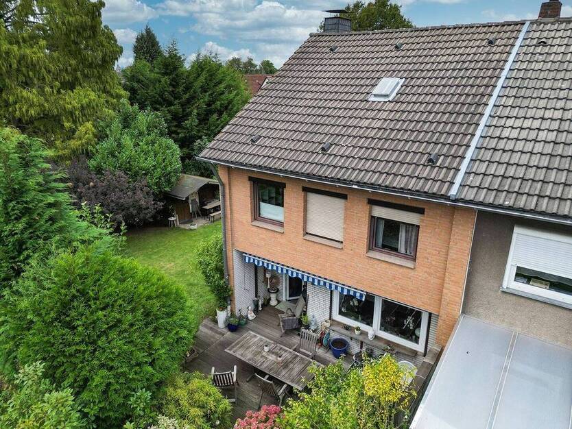 Reihenendhaus in Dortmund-Brackel Rund 100 qm Wfl. auf rund 430 qm Grund 4 zimmer