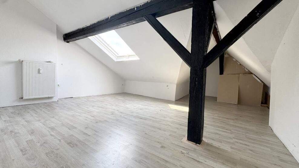 Jedem Kind ein eigenes Zimmer - charmante Maisonette mit Balkon. 5 zimmer