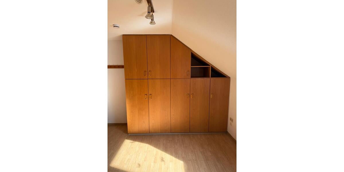 Dachgeschoßwohnung Dortmund Huckarde - 3 Zimmer, 82 m&sup2;, 195.000&euro; | Angebot:27075726