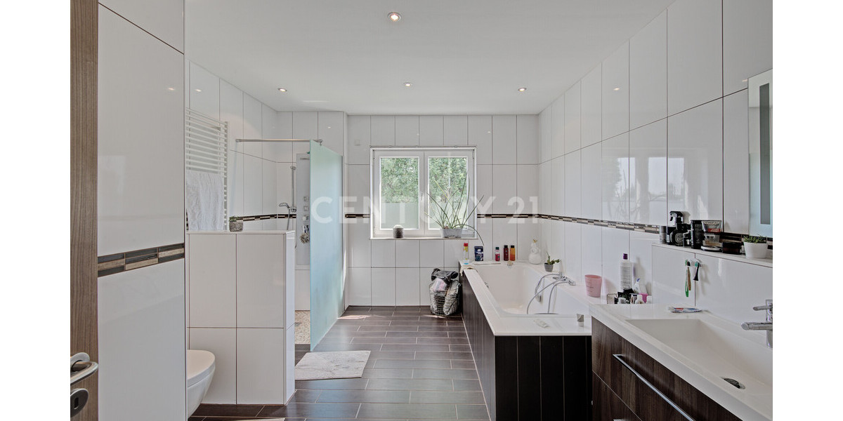 Arbeiten und exklusives Wohnen an einem Ort! - Wohn- & Geschäftshaus Herne Altenhöfen | Angebot:18225562