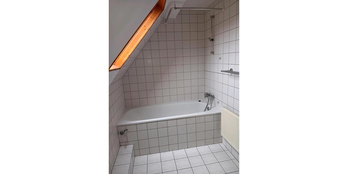 Dachgeschoßwohnung Bochum Günnigfeld - 2 Zimmer, 56 m&sup2;, 500&euro; | Angebot:25638810