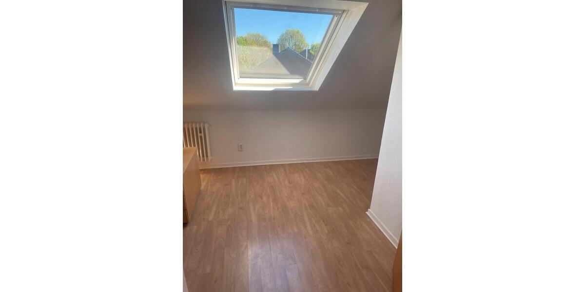 Etagenwohnung Lünen Brambauer - 3 Zimmer, 81 m&sup2;, 775&euro; | Angebot:26409922