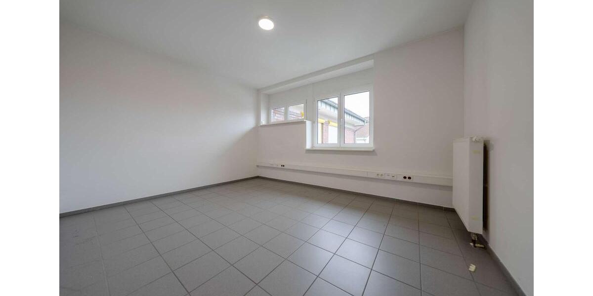Moderne ca. 140 m² große Bürofläche in verkehrsgünstiger Lage von Südkirchen zimmer