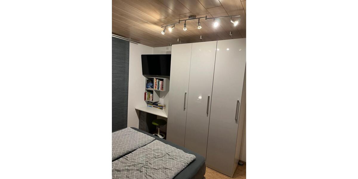 Privatverkauf, möblierte Eigentumswohnung mit herrlichen Ausblick 2.5 zimmer