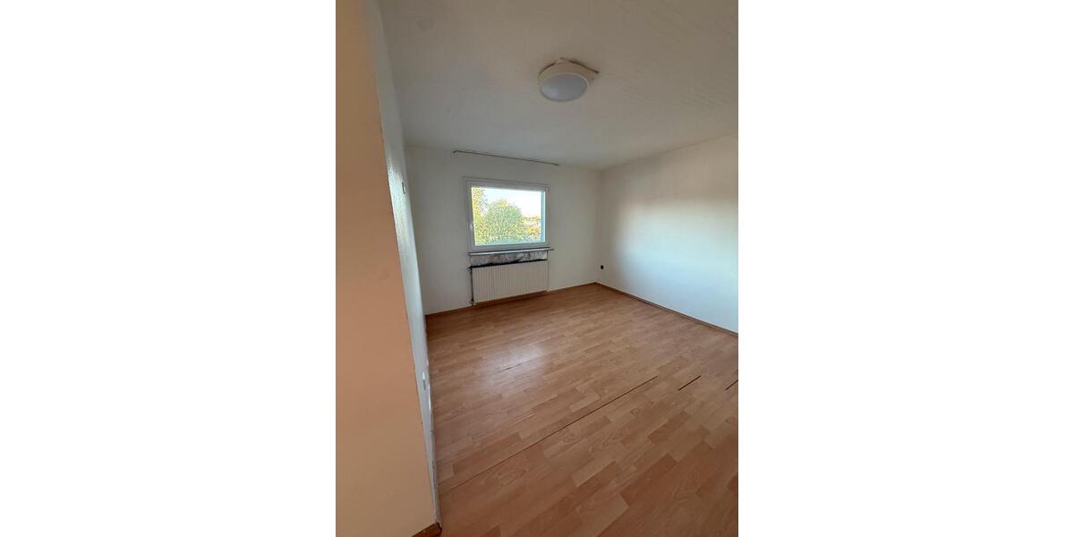 Dachgeschoßwohnung Essen Stadtbezirk V - 2 Zimmer, 70 m&sup2;, 750&euro; | Angebot:26301677