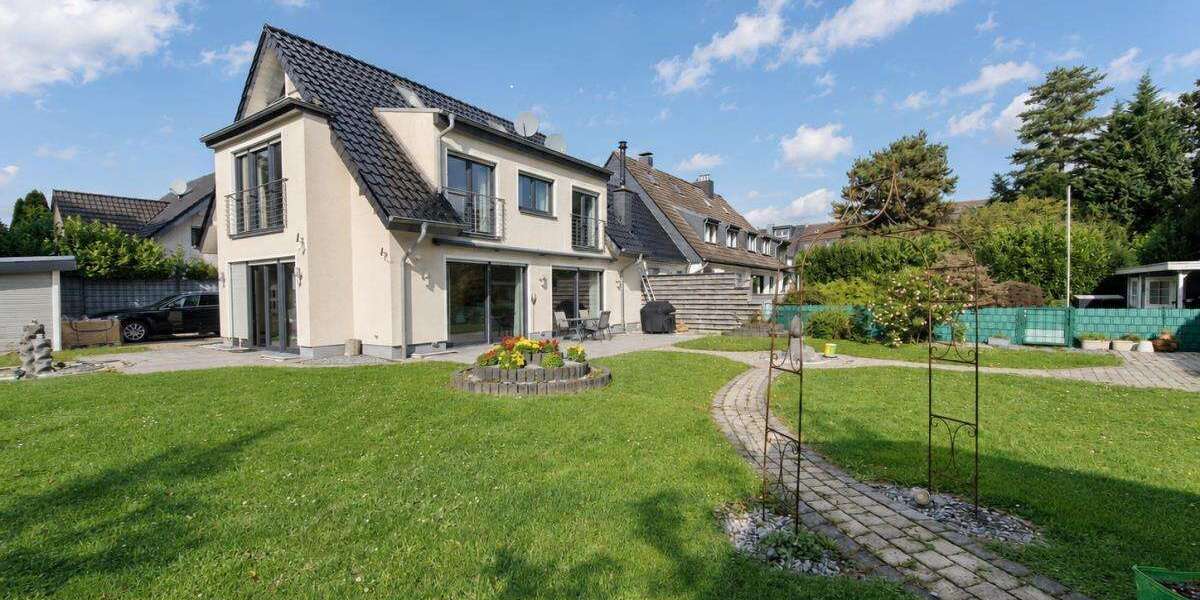 Einfamilienhaus Mülheim Dümpten - 4 Zimmer, 186 m&sup2;, 1.089.000&euro; | Angebot:27083076