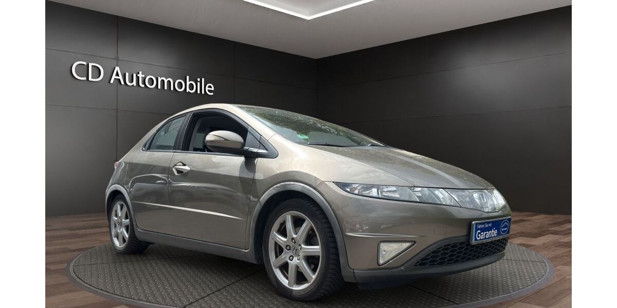 Honda Civic 136.587 km 4.990 &euro; Recklinghausen 45659