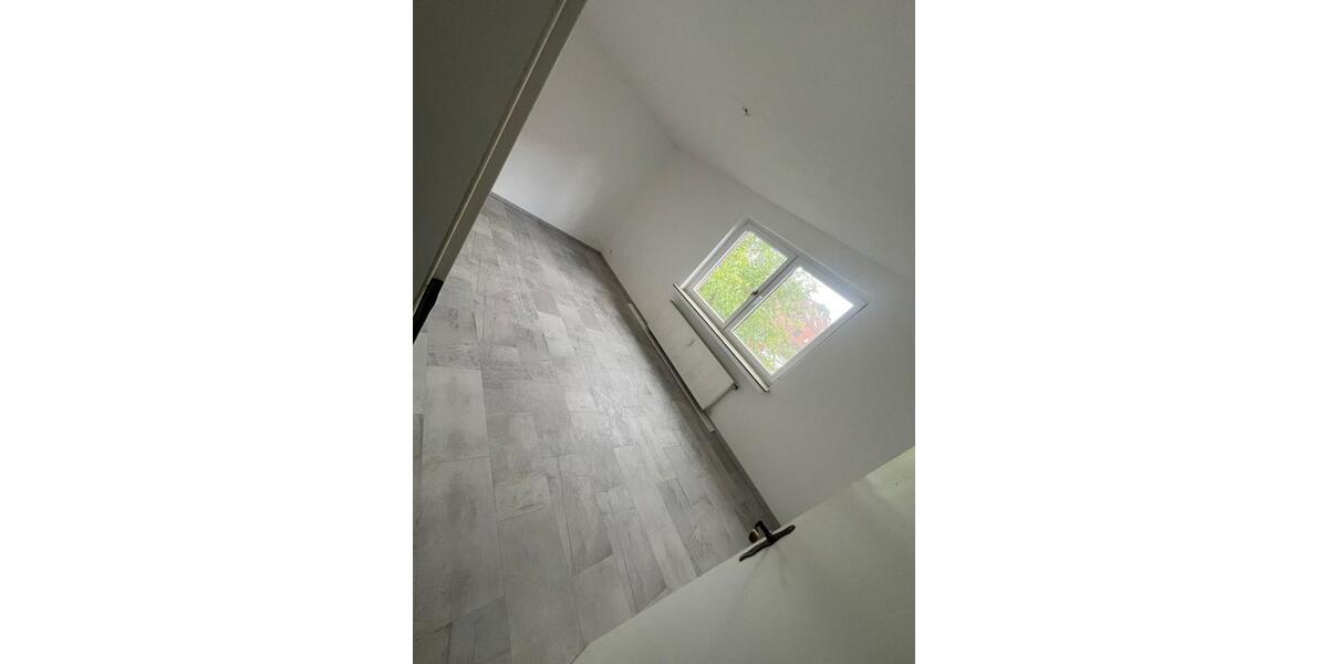 Etagenwohnung Oberhausen Alsfeld - 4.5 Zimmer, 89 m&sup2;, 695&euro; | Angebot:26301687