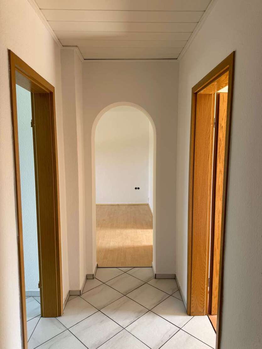 Wohnung zum Mieten in Mülheim 466 € 62.1 m² 3.5 zimmer