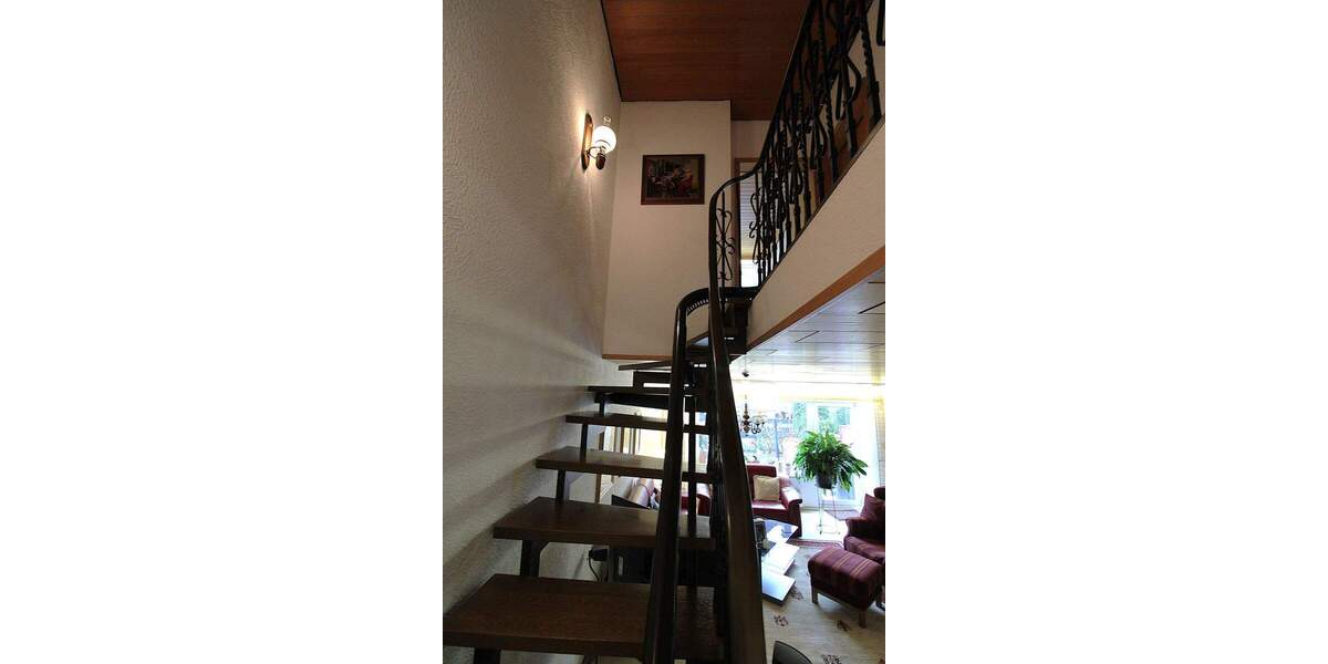 Mehrfamilienhaus, Wohnhaus Gladbeck Zweckel - 6 Zimmer, 150 m&sup2;, 385.000&euro; | Angebot:25247531