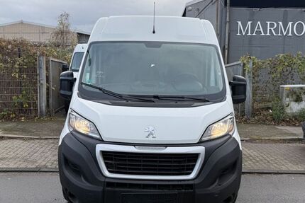 Peugeot Boxer 212.000 km 9.700 &euro; Essen 45143