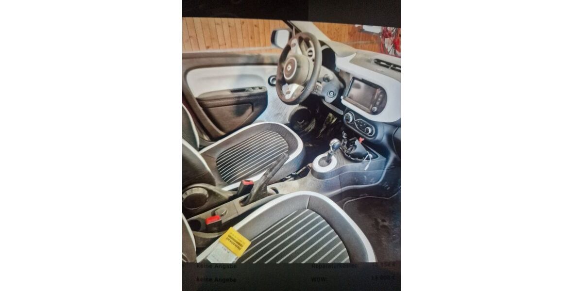 Renault Twingo 21.330 km 13.900 &euro; Gelsenkirchen 45884