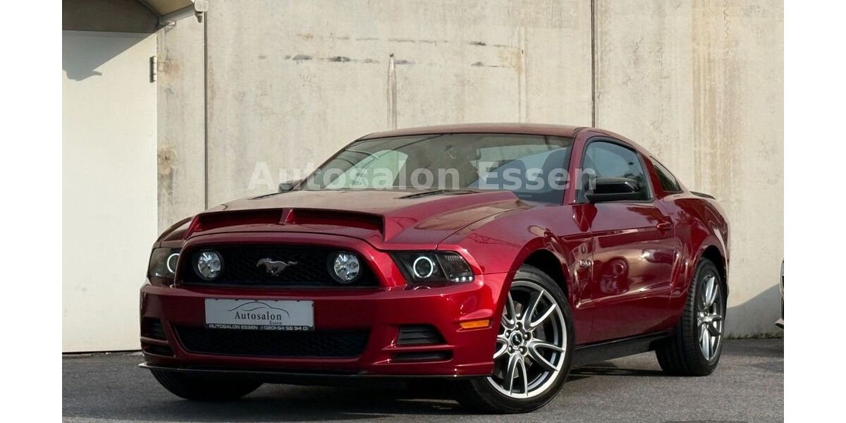 Ford Mustang 64.254 km 25.890 &euro; Essen 45141