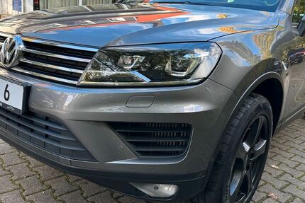 VW Touareg 124.000 km 19.900 € Dortmund 44265