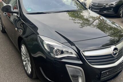 Opel Insignia 122.000 km 13.499 &euro; Recklinghausen 45663