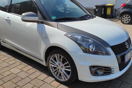 Suzuki Swift 63.000 km 10.500 &euro; Dortmund 44369
