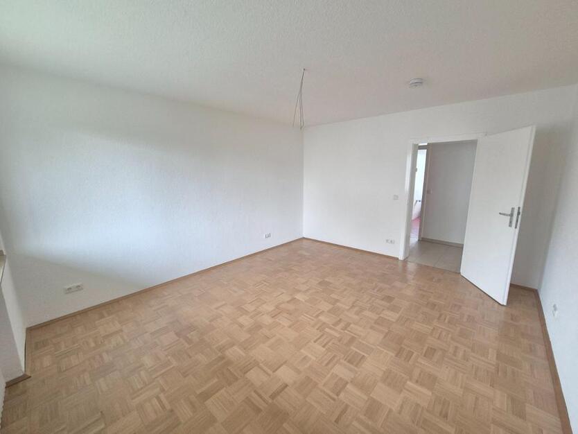 Erstbezug nach Modernisierung, Höntrop 3,5 Raum, Balkon, Gäste-WC zimmer