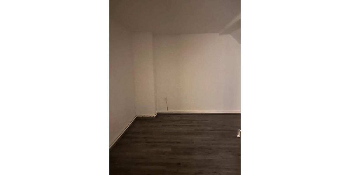 Dachgeschoßwohnung Recklinghausen Grullbad - 5 Zimmer, 130 m&sup2;, 850&euro; | Angebot:24757134
