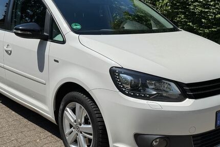 VW Touran 330.190 km 5.200 &euro; Essen 45355