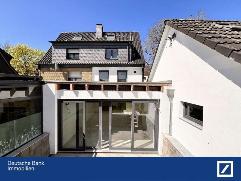 Haus zum Kaufen in Recklinghausen 530.000 € 126 m²