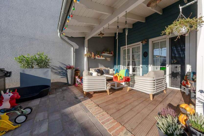 Ein lichtdurchfluteter Bungalow mit Gewerbehalle für die ganze Familie in Top-Wohnlage von Bork zimmer