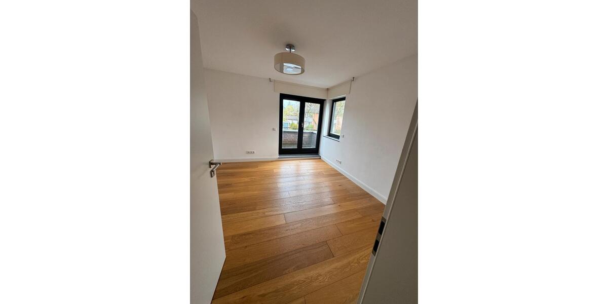 Reihenhaus Recklinghausen - 6 Zimmer, 195 m&sup2;, 3.040&euro; | Angebot:26295241