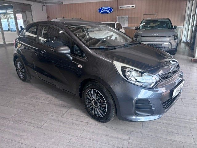 Kia Rio 124.183 km 6.750 &euro; Gladbeck 45968