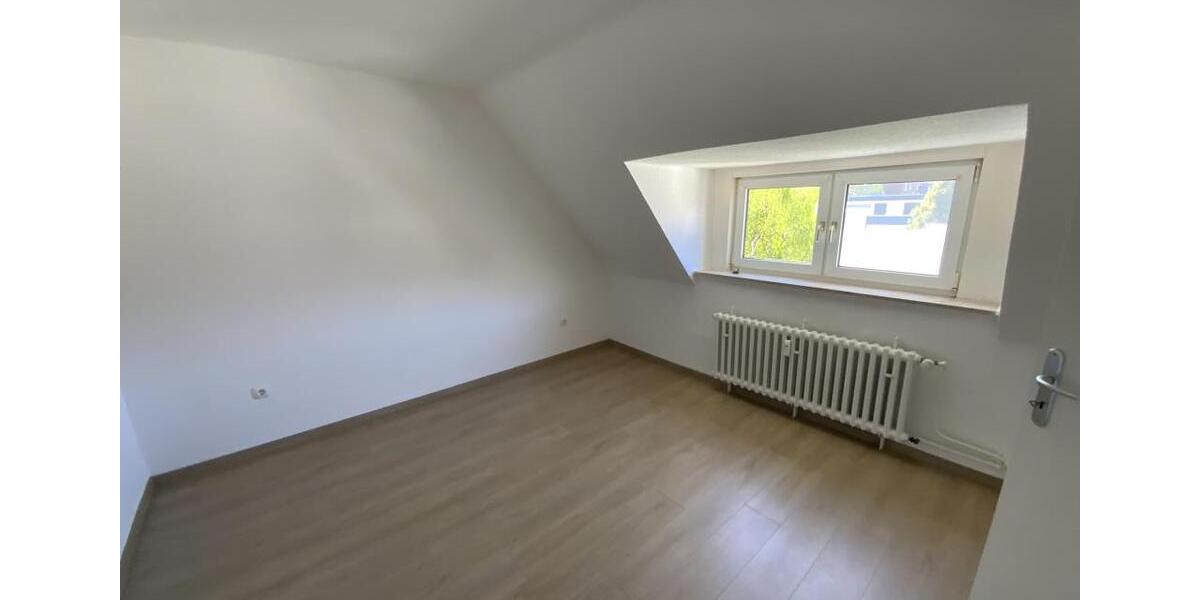 Dachgeschoßwohnung Dortmund Gartenstadt - 2 Zimmer, 40 m&sup2;, 410&euro; | Angebot:26405900